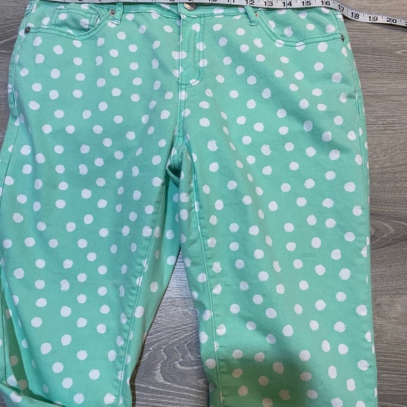Crown & Ivy polka Dot Crop Pants - Picture 3 of 7